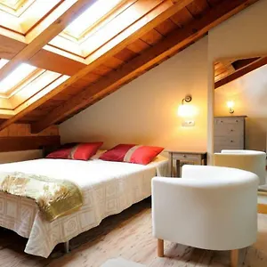 La Casa Roja Cerca Del Guggenheim , Plentzia España
